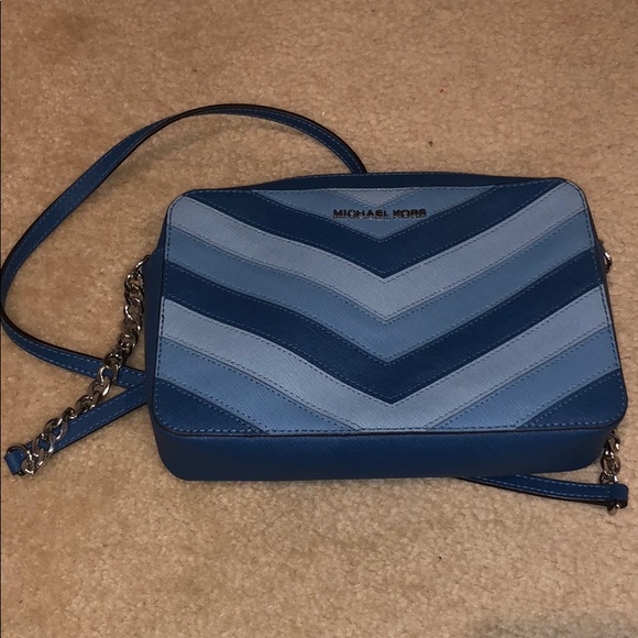 used michael kors crossbody purse